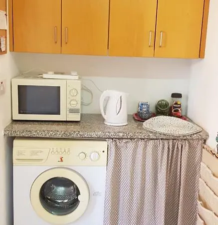 Apartment Iris Village